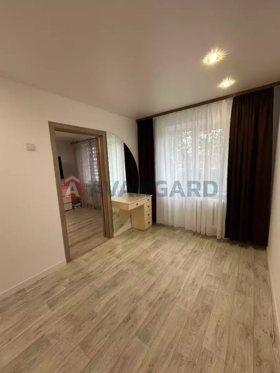 2 кім. квартира, 46/-/- кв. м., 2/5 поверх фото 13 2 кім. квартира, 46/-/- кв. м., 2/5 поверх фото 13