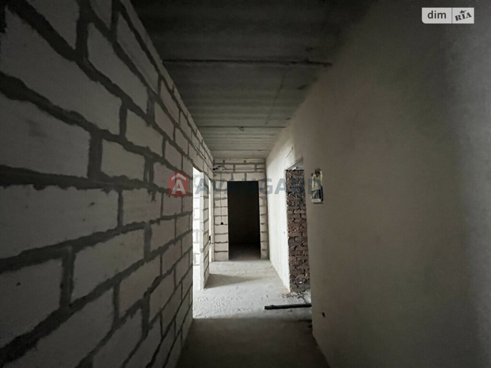 3 кім. квартира, 100/-/21 кв. м., 10/10 поверх фото 8 3 кім. квартира, 100/-/21 кв. м., 10/10 поверх фото 8