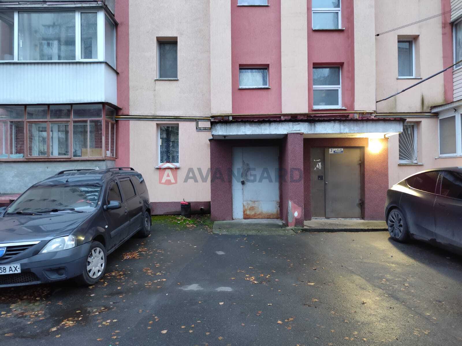 3 кім. квартира, 64/-/11 кв. м., 10/10 поверх фото 5 3 кім. квартира, 64/-/11 кв. м., 10/10 поверх фото 5