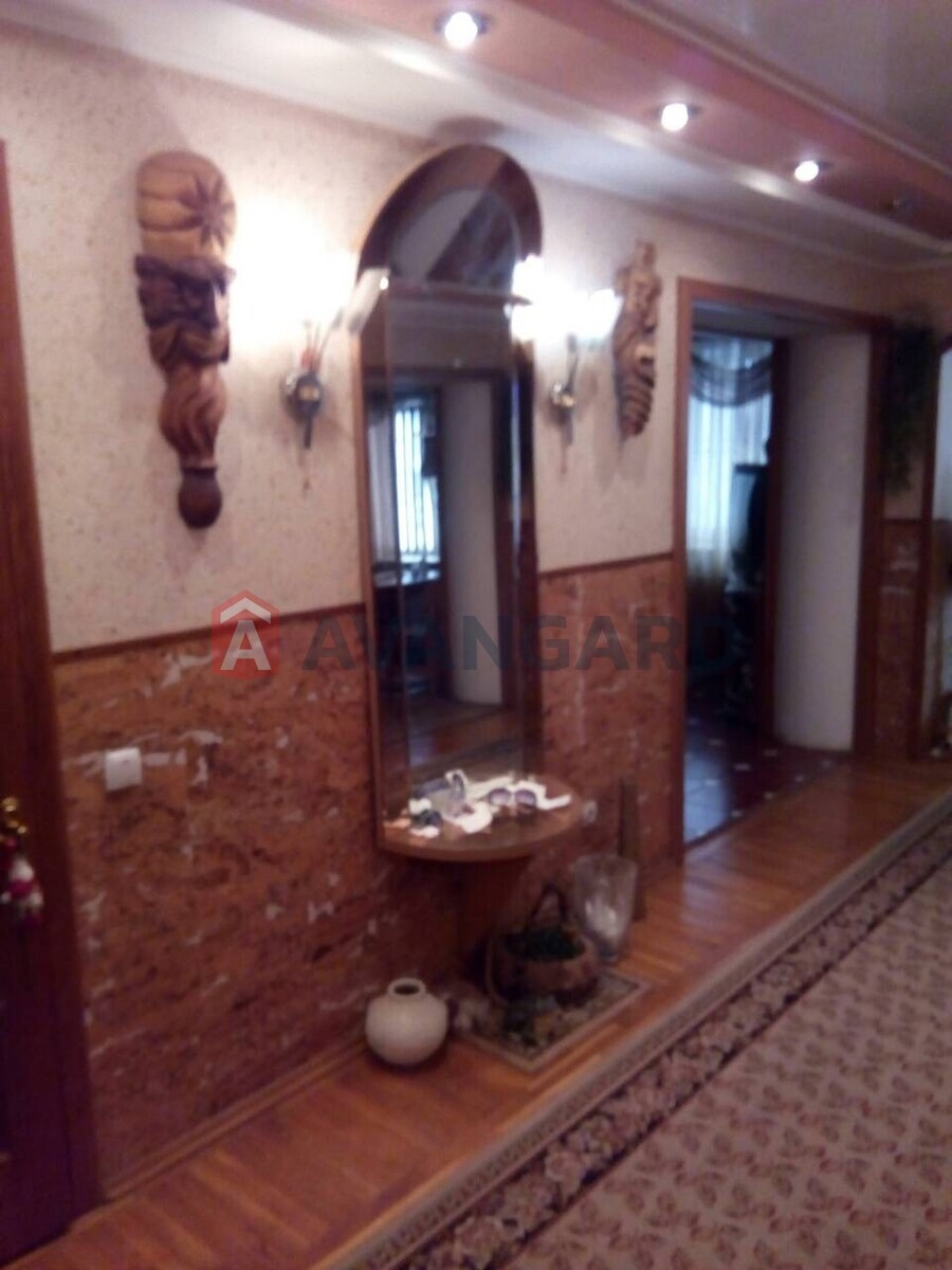 5 комн. квартира, 180/-/- кв. м., 4/5 этаж фото 14 5 комн. квартира, 180/-/- кв. м., 4/5 этаж фото 14