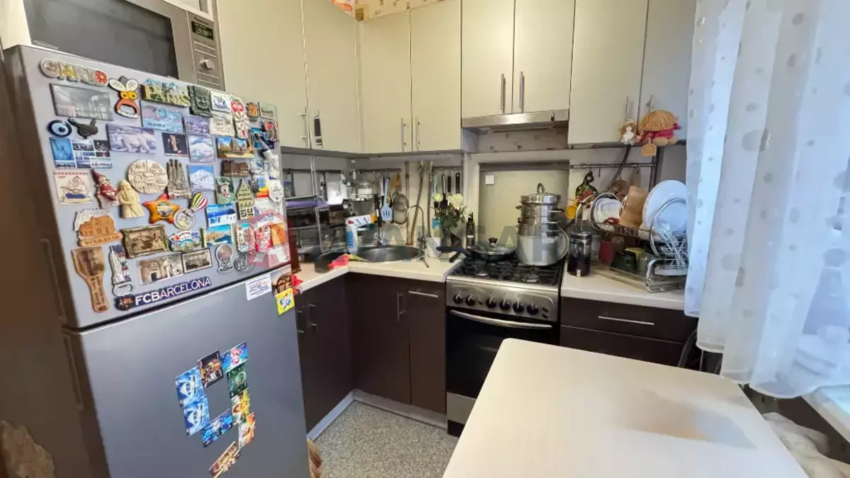 3 кім. квартира, 63/42/6 кв. м., 2/5 поверх фото 1 3 кім. квартира, 63/42/6 кв. м., 2/5 поверх фото 1