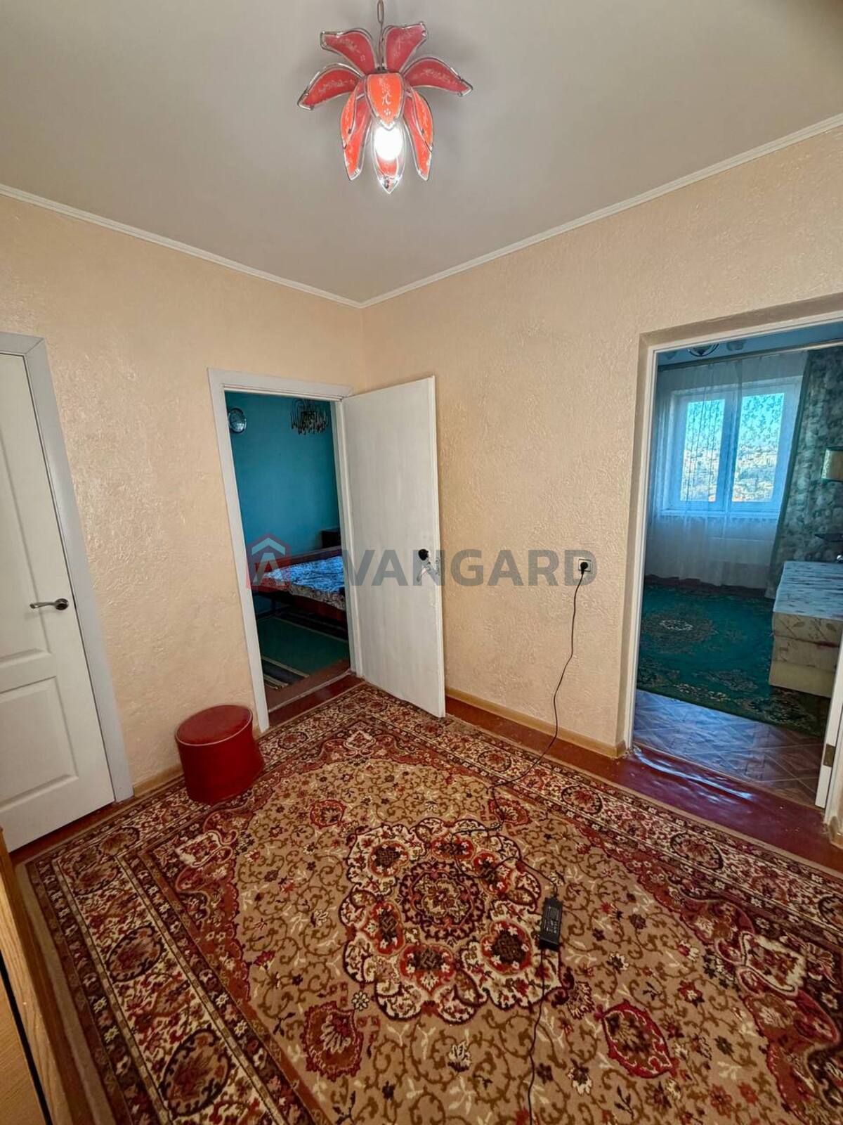 3 кім. квартира, 71/68/12 кв. м., 9/9 поверх фото 2 3 кім. квартира, 71/68/12 кв. м., 9/9 поверх фото 2