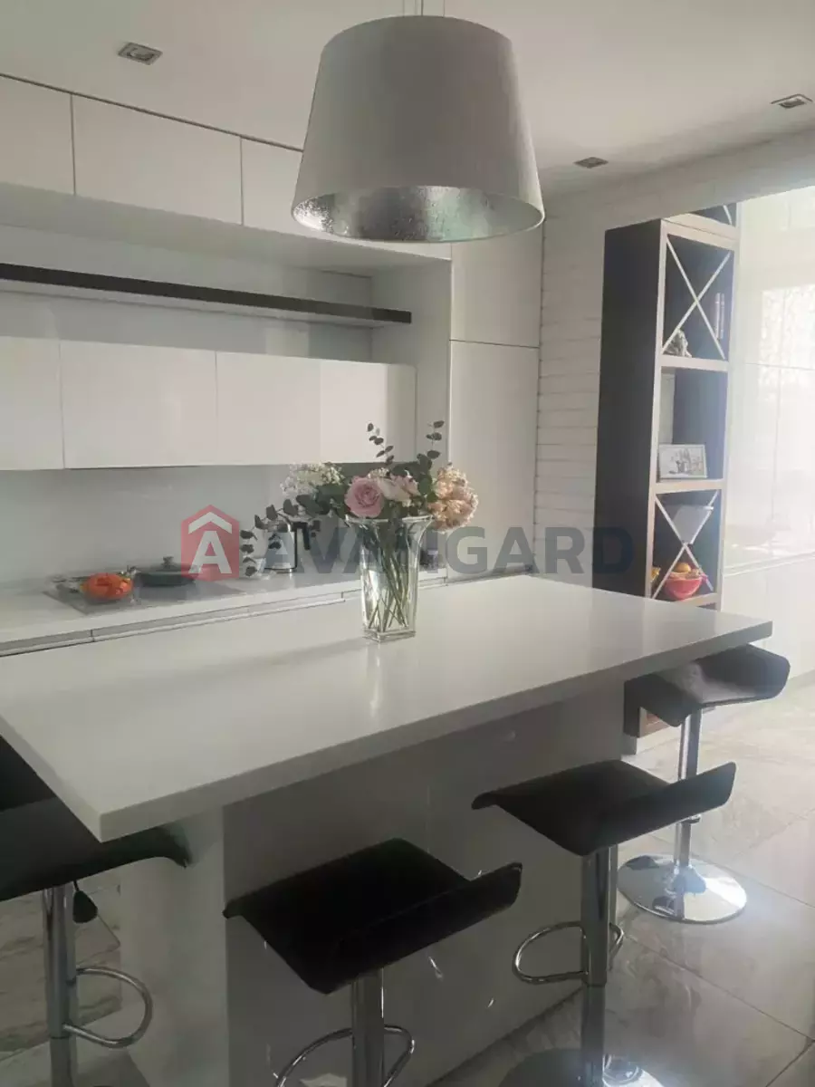 4 комн. квартира, 147/-/- кв. м., 4/11 этаж фото 9 4 комн. квартира, 147/-/- кв. м., 4/11 этаж фото 9