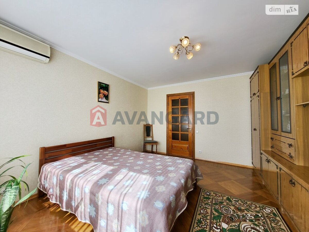 5 кім. квартира, 113/-/9 кв. м., 6/9 поверх фото 11 5 кім. квартира, 113/-/9 кв. м., 6/9 поверх фото 11