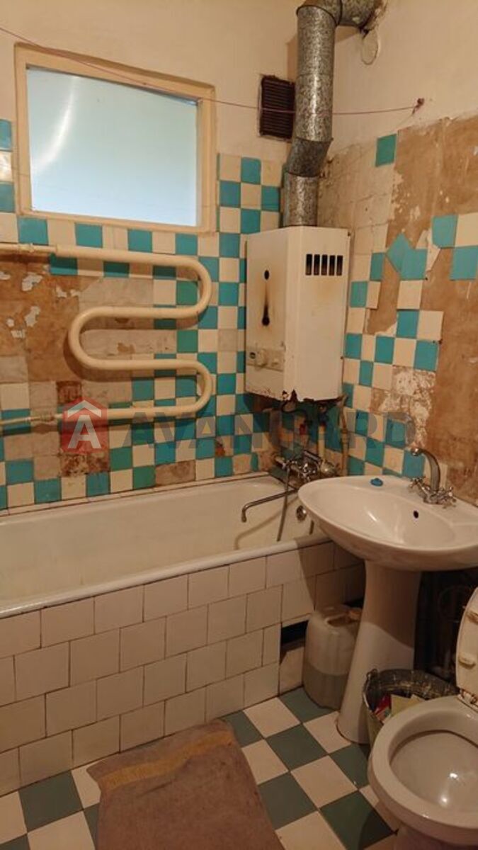 3 кім. квартира, 54/-/6 кв. м., 5/5 поверх фото 4 3 кім. квартира, 54/-/6 кв. м., 5/5 поверх фото 4