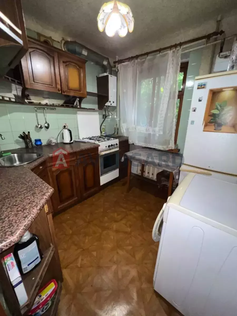 1 кім. квартира, 33/-/- кв. м., 1/5 поверх фото 1 1 кім. квартира, 33/-/- кв. м., 1/5 поверх фото 1