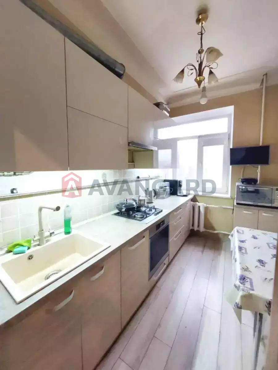 3 кім. квартира, 66/42/6 кв. м., 5/5 поверх фото 2 3 кім. квартира, 66/42/6 кв. м., 5/5 поверх фото 2