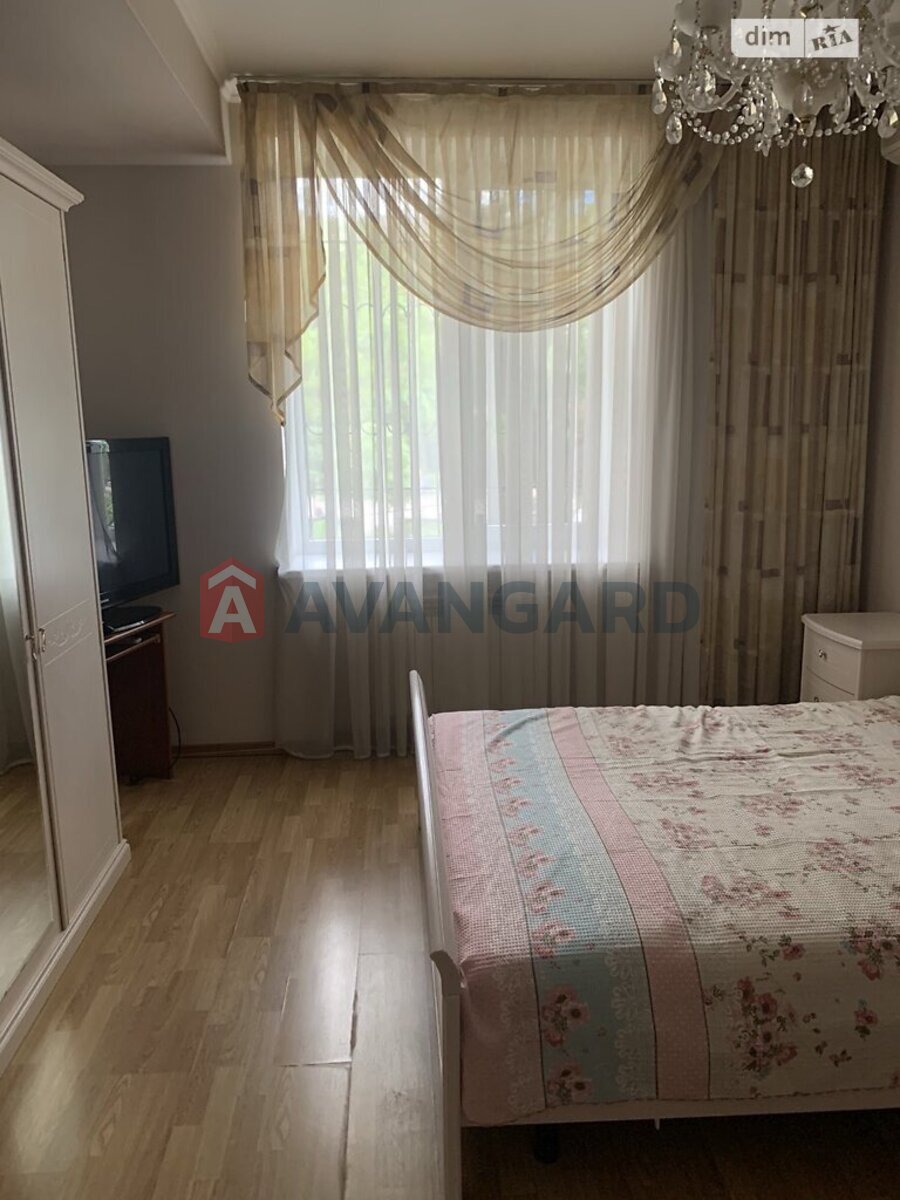 3 комн. квартира, 74/-/12 кв. м., 1/5 этаж фото 23 3 комн. квартира, 74/-/12 кв. м., 1/5 этаж фото 23