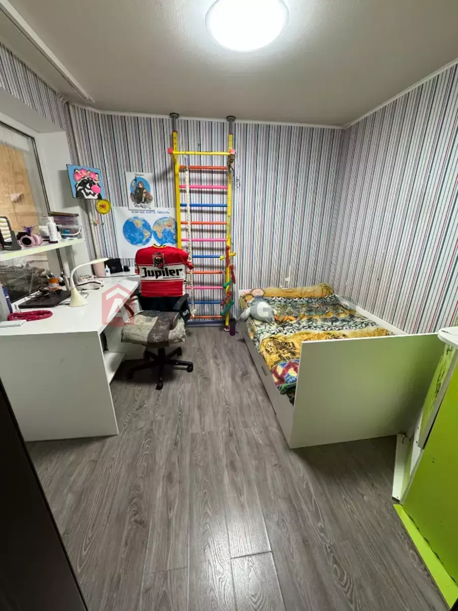 3 кім. квартира, 62/-/- кв. м., 2/9 поверх фото 4 3 кім. квартира, 62/-/- кв. м., 2/9 поверх фото 4