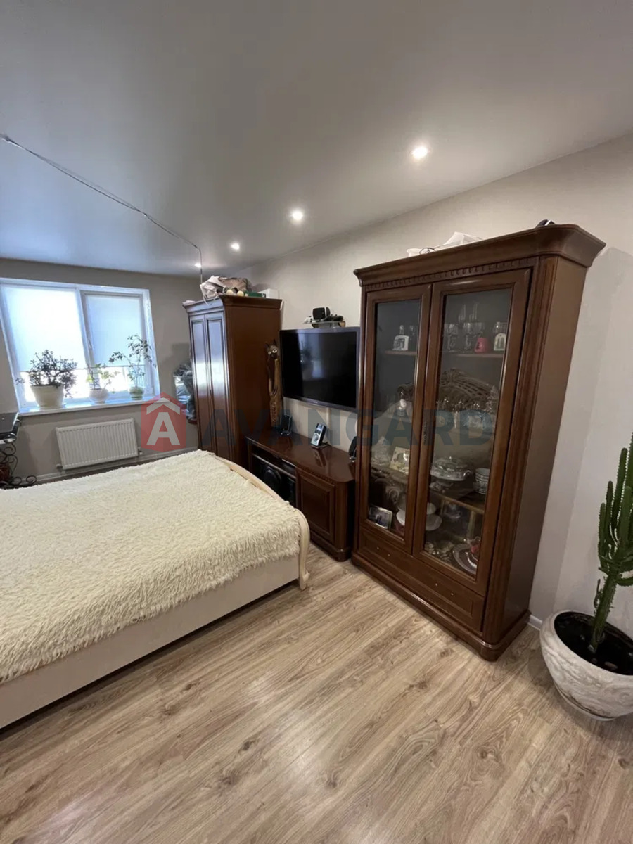 2 кім. квартира, 65/-/15 кв. м., 9/10 поверх фото 1 2 кім. квартира, 65/-/15 кв. м., 9/10 поверх фото 1