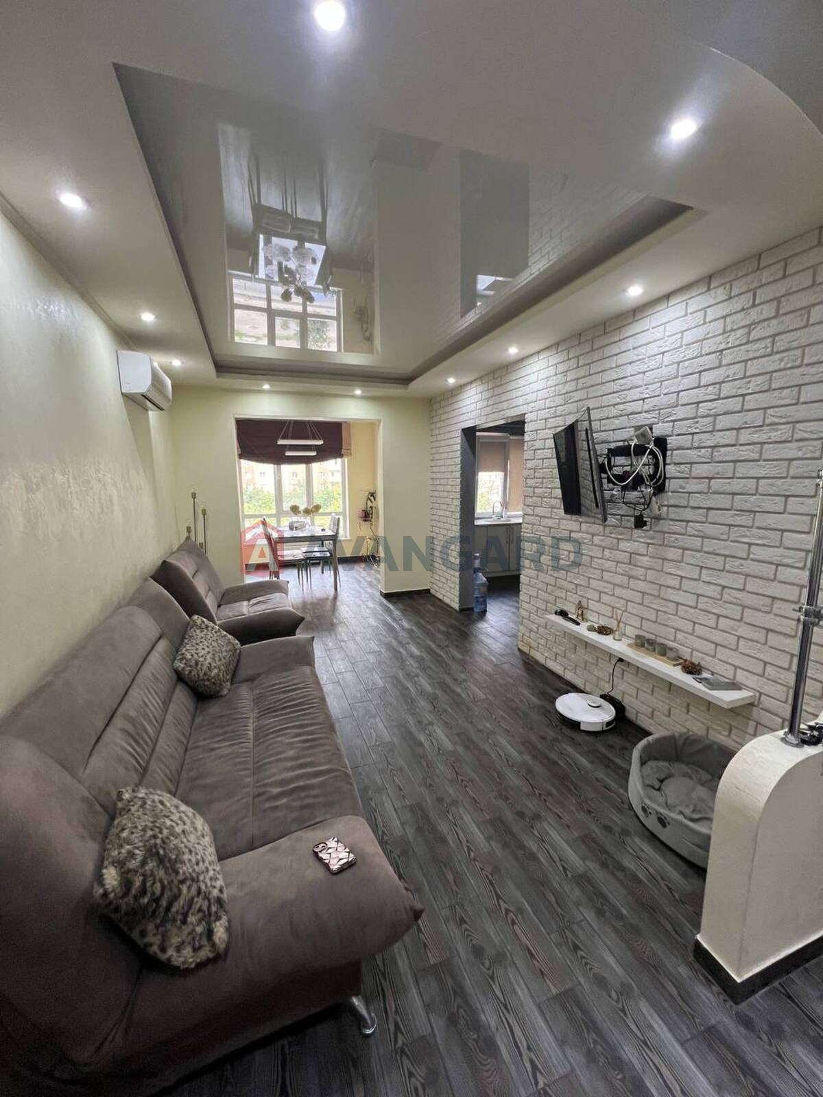 4 комн. квартира, 102/-/10 кв. м., 3/10 этаж фото 1 4 комн. квартира, 102/-/10 кв. м., 3/10 этаж фото 1