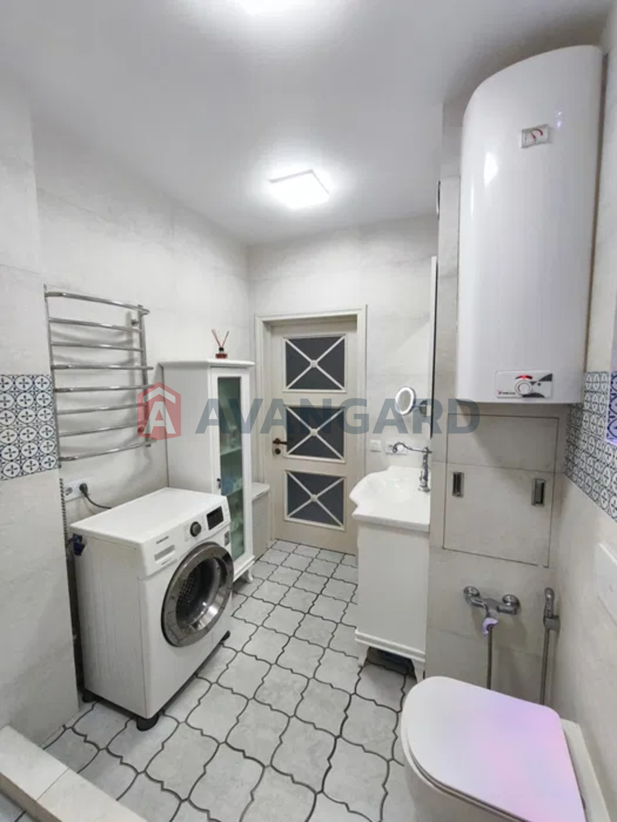 3 кім. квартира, 100/-/12 кв. м., 13/16 поверх фото 8 3 кім. квартира, 100/-/12 кв. м., 13/16 поверх фото 8