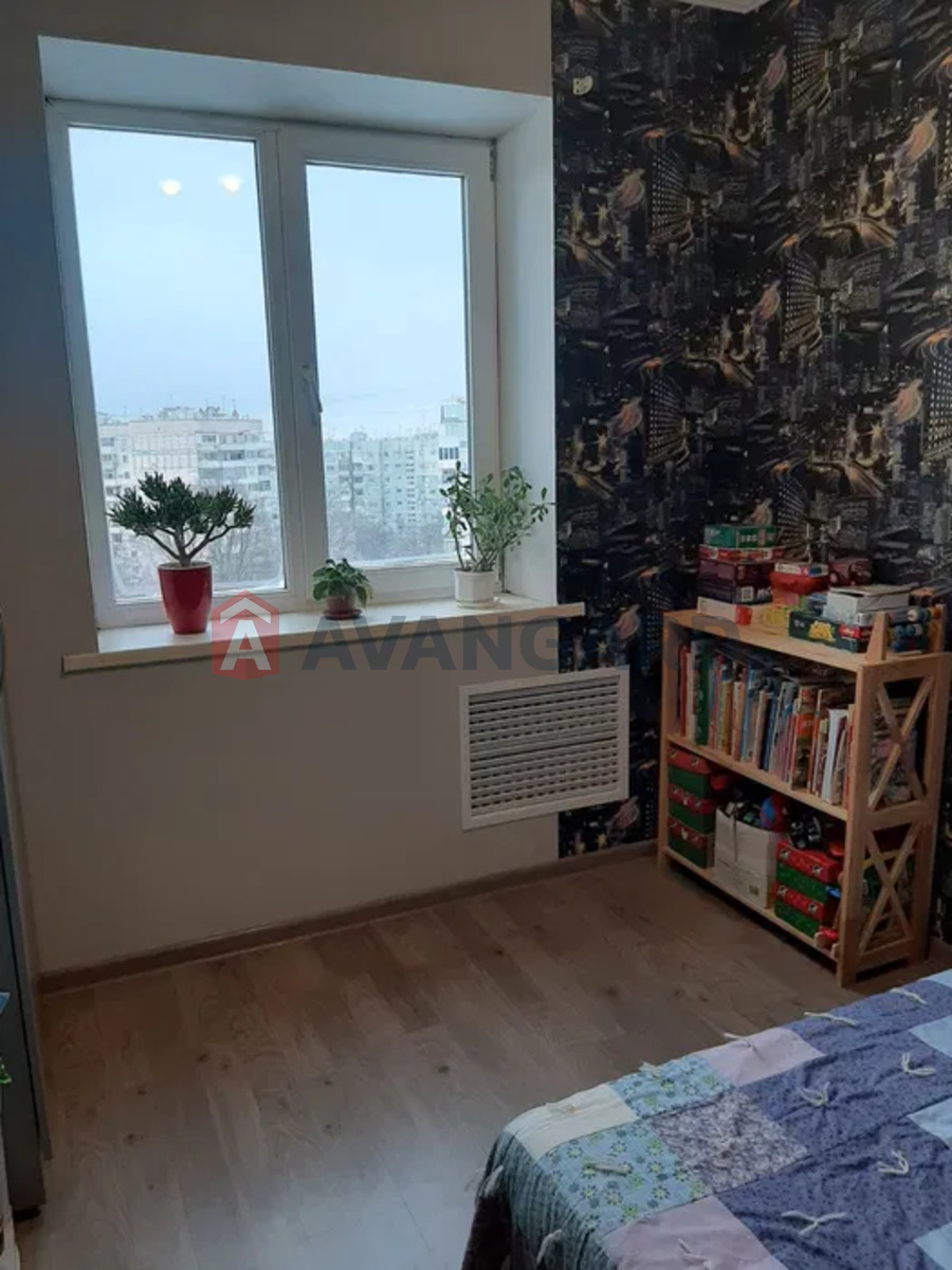 4 кім. квартира, 77/-/10 кв. м., 8/9 поверх фото 5 4 кім. квартира, 77/-/10 кв. м., 8/9 поверх фото 5