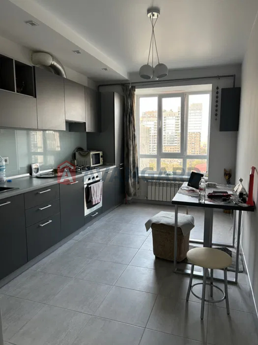 1 кім. квартира, 43/-/12 кв. м., 11/12 поверх фото 4 1 кім. квартира, 43/-/12 кв. м., 11/12 поверх фото 4