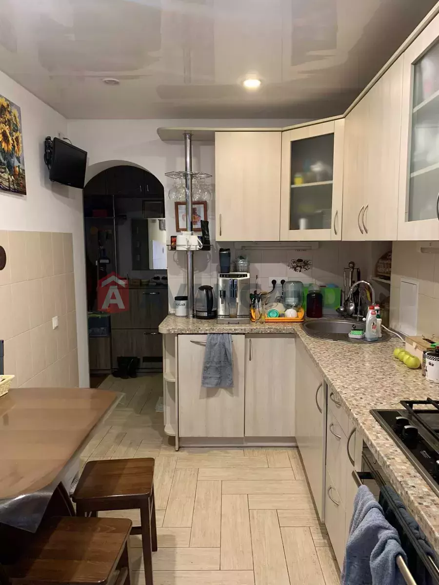 3 кім. квартира, 63/-/60 кв. м., 2/9 поверх фото 12 3 кім. квартира, 63/-/60 кв. м., 2/9 поверх фото 12