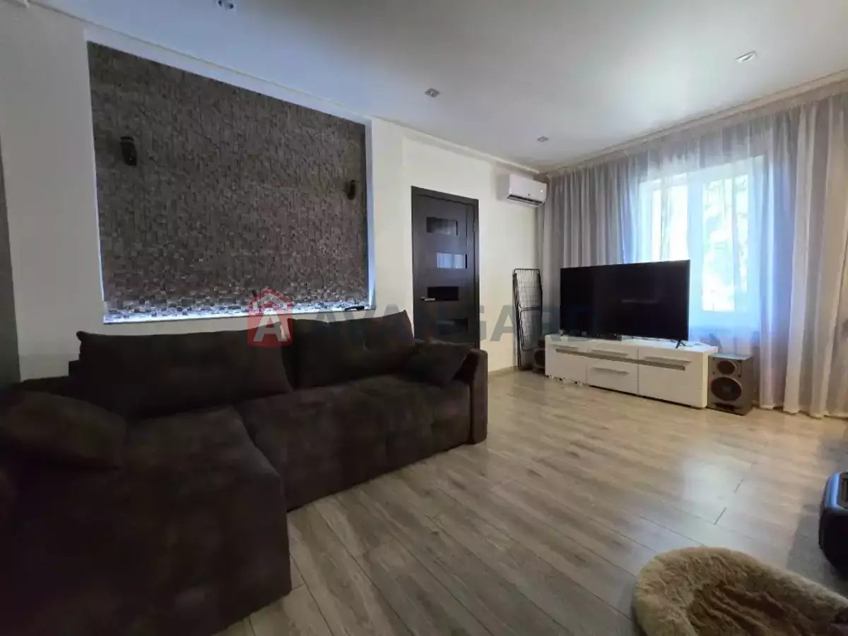 2 кім. квартира, 41/-/16 кв. м., 2/2 поверх фото 9 2 кім. квартира, 41/-/16 кв. м., 2/2 поверх фото 9