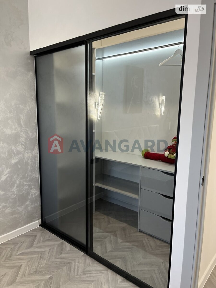 1 кім. квартира, 42/13/24 кв. м., 2/18 поверх фото 9 1 кім. квартира, 42/13/24 кв. м., 2/18 поверх фото 9