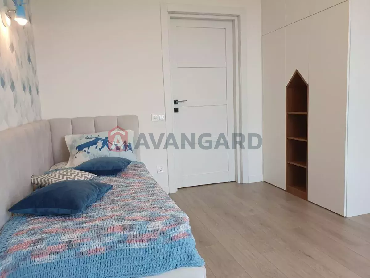 4 кім. квартира, 120/-/53 кв. м., 18/24 поверх фото 3 4 кім. квартира, 120/-/53 кв. м., 18/24 поверх фото 3