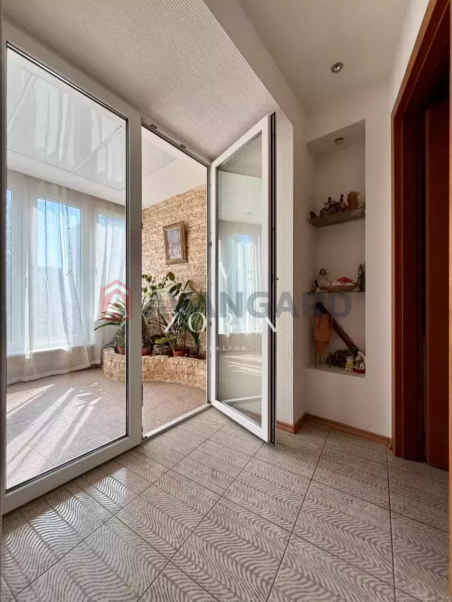 5 комн. квартира, 151/92/20 кв. м., 3/10 этаж фото 11 5 комн. квартира, 151/92/20 кв. м., 3/10 этаж фото 11