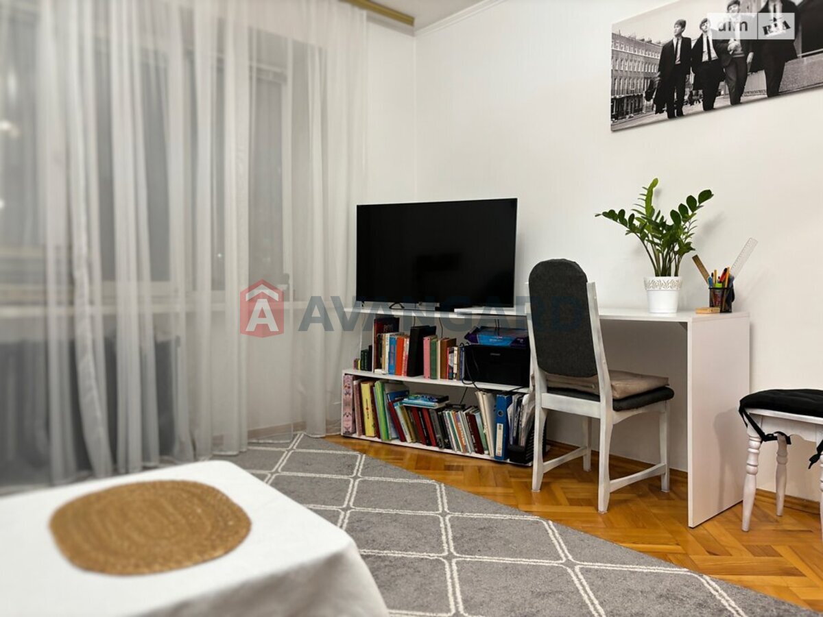 4 кім. квартира, 73/-/9 кв. м., 6/9 поверх фото 17 4 кім. квартира, 73/-/9 кв. м., 6/9 поверх фото 17