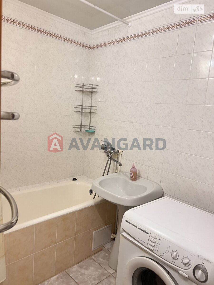 3 кім. квартира, 65/38/9 кв. м., 2/10 поверх фото 15 3 кім. квартира, 65/38/9 кв. м., 2/10 поверх фото 15