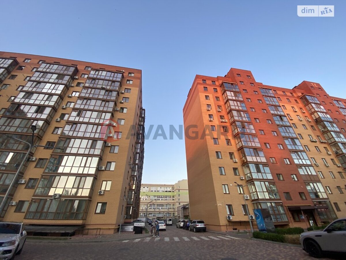 5 кім. квартира, 183/120/20 кв. м., 10/11 поверх фото 10 5 кім. квартира, 183/120/20 кв. м., 10/11 поверх фото 10