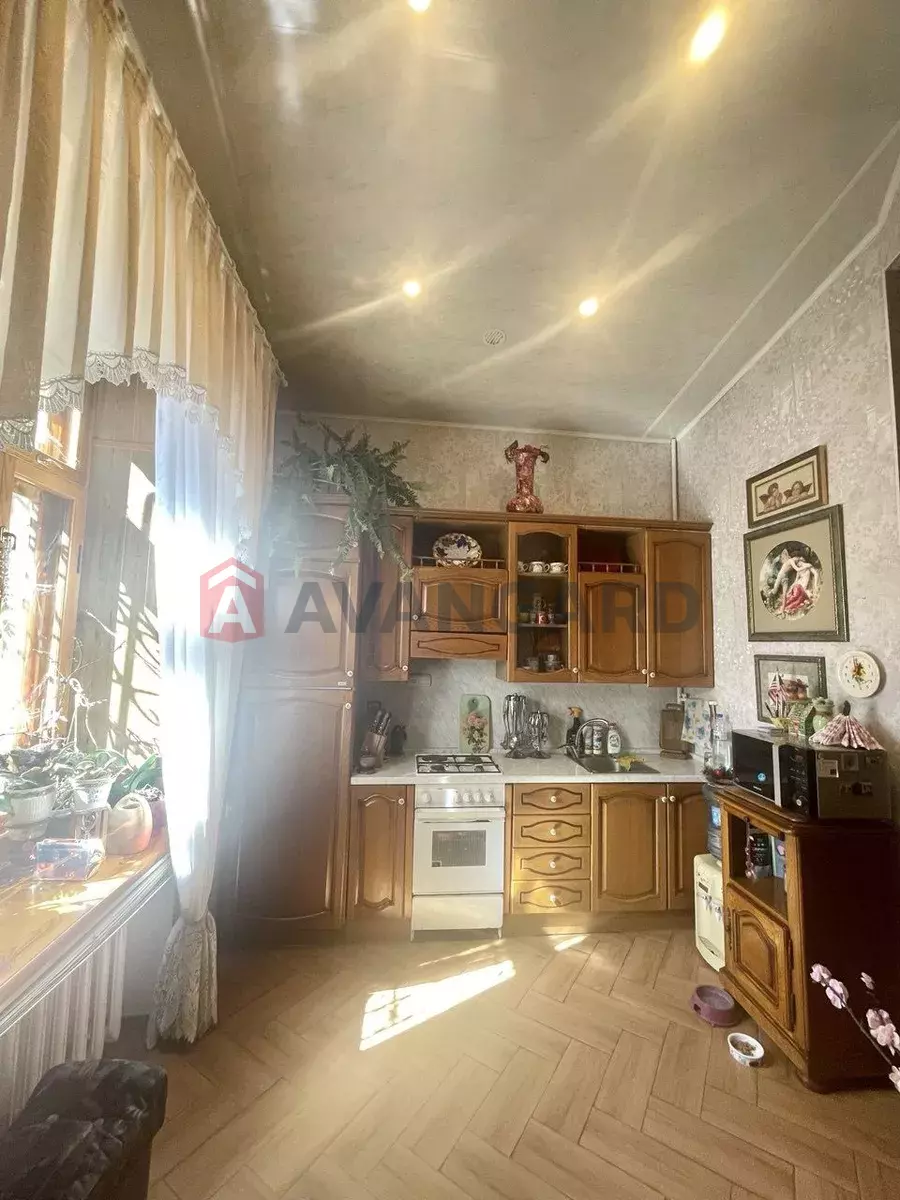 1 кім. квартира, 40/20/6 кв. м., 2/3 поверх фото 2 1 кім. квартира, 40/20/6 кв. м., 2/3 поверх фото 2