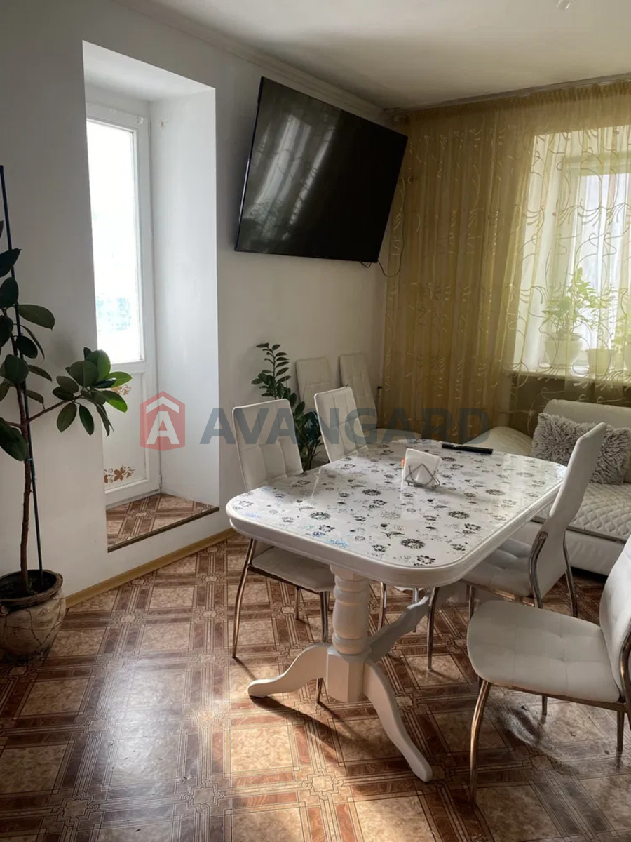 4 кім. квартира, 115/-/12 кв. м., 1/16 поверх фото 1 4 кім. квартира, 115/-/12 кв. м., 1/16 поверх фото 1