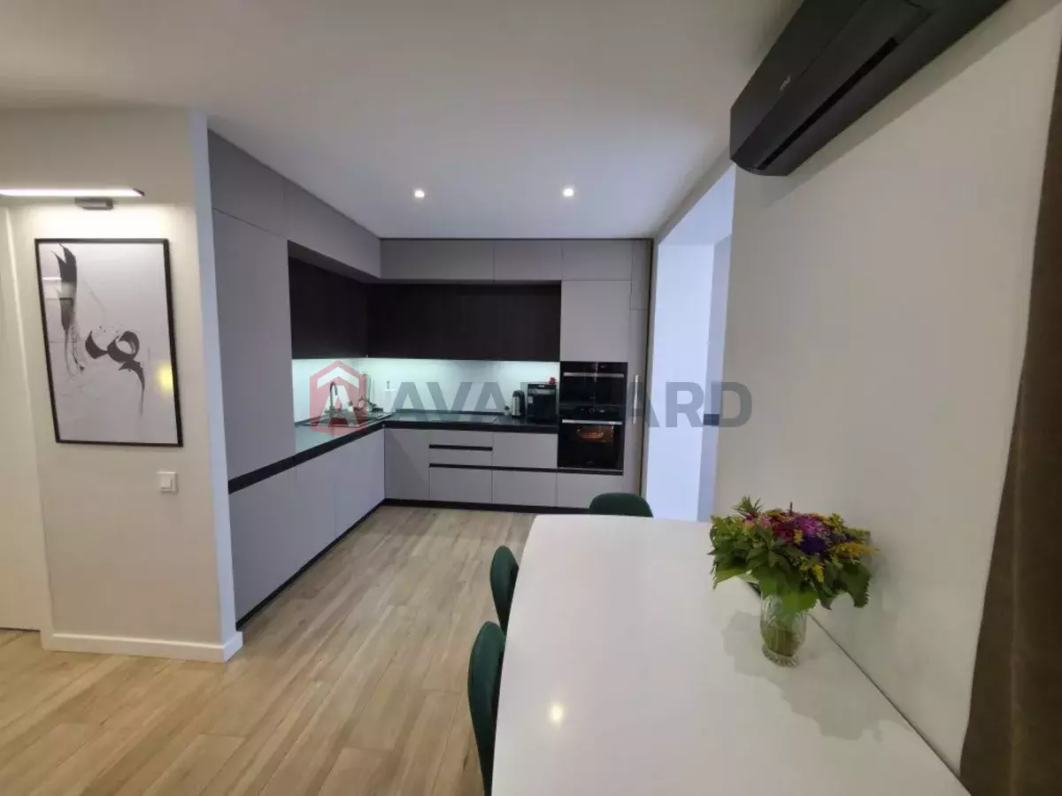 3 кім. квартира, 90/-/25 кв. м., 7/12 поверх фото 1 3 кім. квартира, 90/-/25 кв. м., 7/12 поверх фото 1