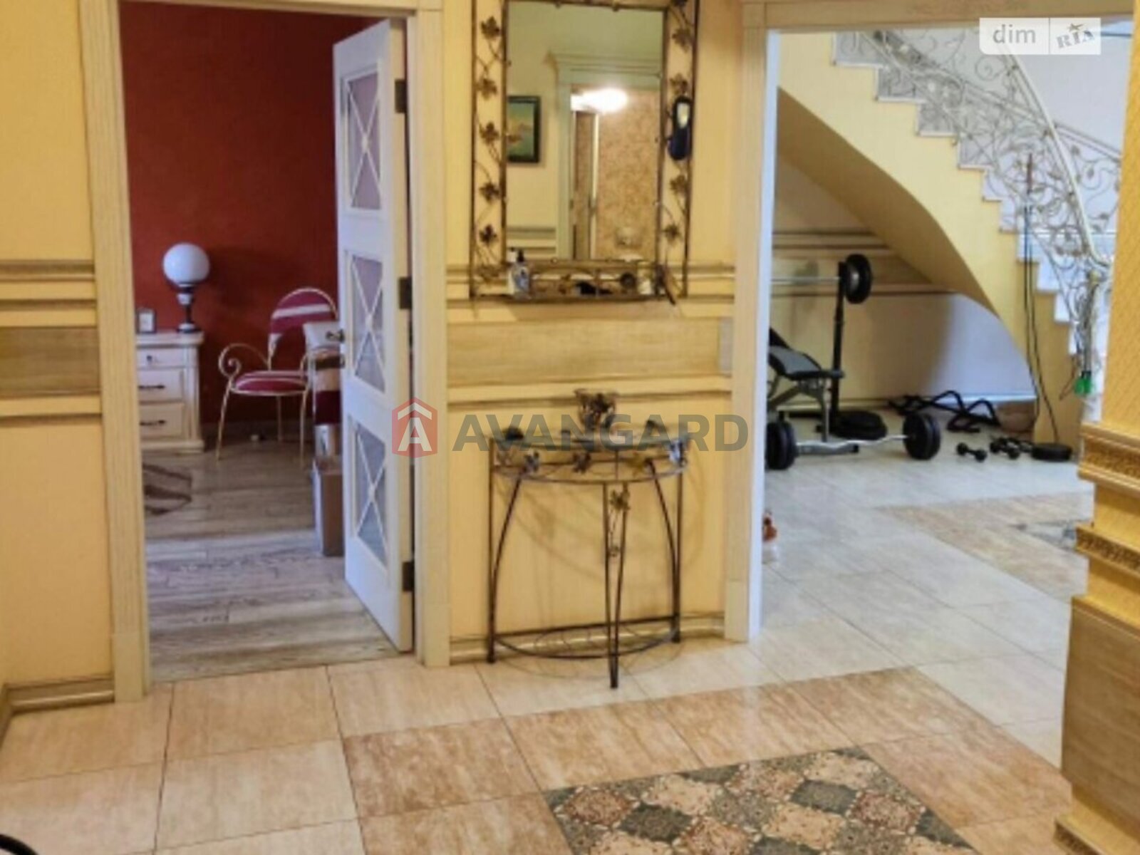 4 комн. квартира, 210/200/23 кв. м., 3/4 этаж фото 2 4 комн. квартира, 210/200/23 кв. м., 3/4 этаж фото 2