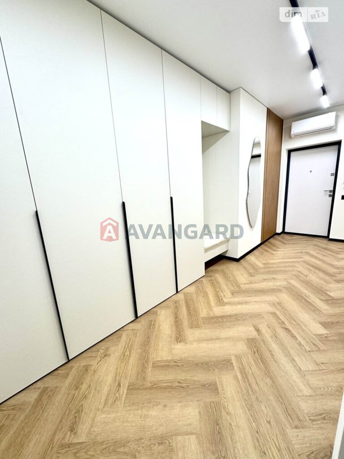 2 кім. квартира, 65/-/13 кв. м., 7/10 поверх фото 8 2 кім. квартира, 65/-/13 кв. м., 7/10 поверх фото 8