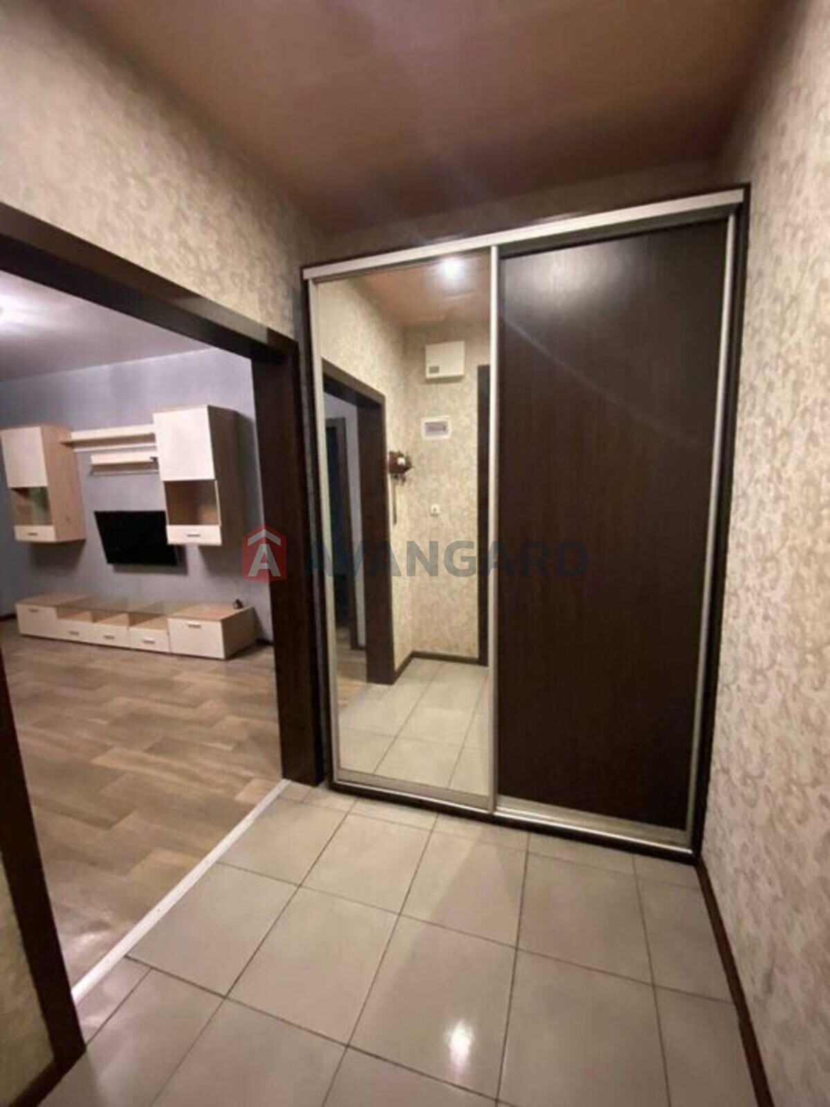 3 комн. квартира, 70/-/12 кв. м., 1/2 этаж фото 6 3 комн. квартира, 70/-/12 кв. м., 1/2 этаж фото 6