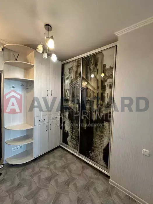 1 кім. квартира, 41/18/12 кв. м., 17/24 поверх фото 6 1 кім. квартира, 41/18/12 кв. м., 17/24 поверх фото 6