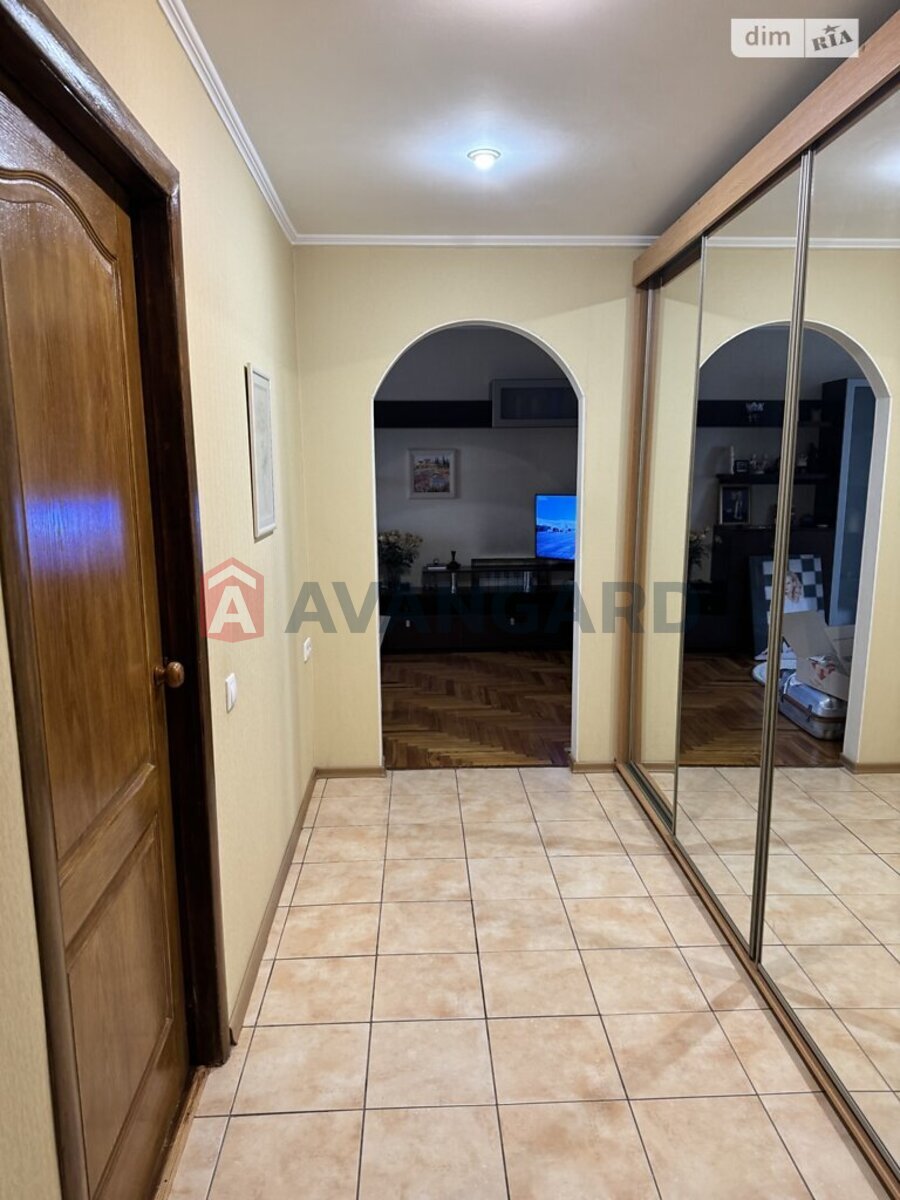 3 кім. квартира, 67/45/9 кв. м., 4/9 поверх фото 8 3 кім. квартира, 67/45/9 кв. м., 4/9 поверх фото 8