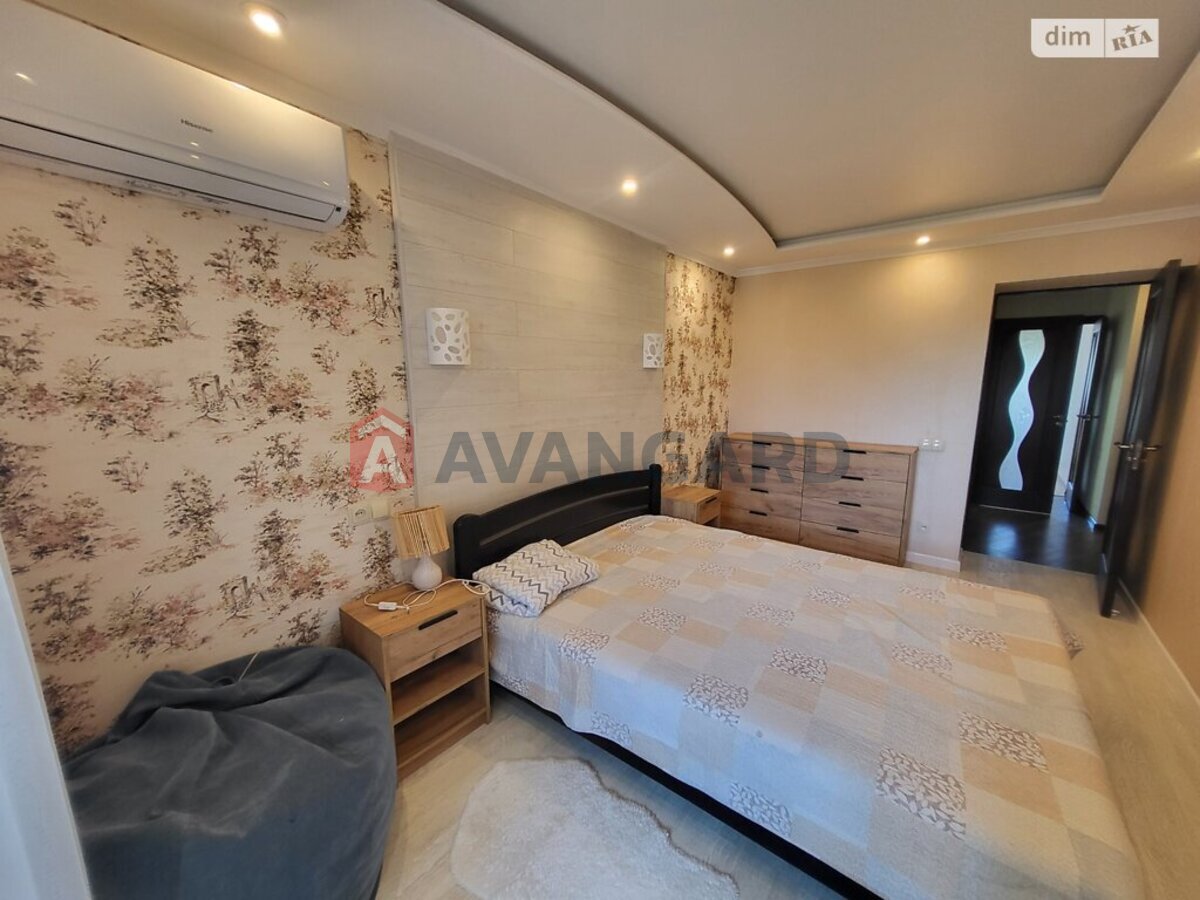 3 комн. квартира, 90/45/10 кв. м., 6/9 этаж фото 3 3 комн. квартира, 90/45/10 кв. м., 6/9 этаж фото 3