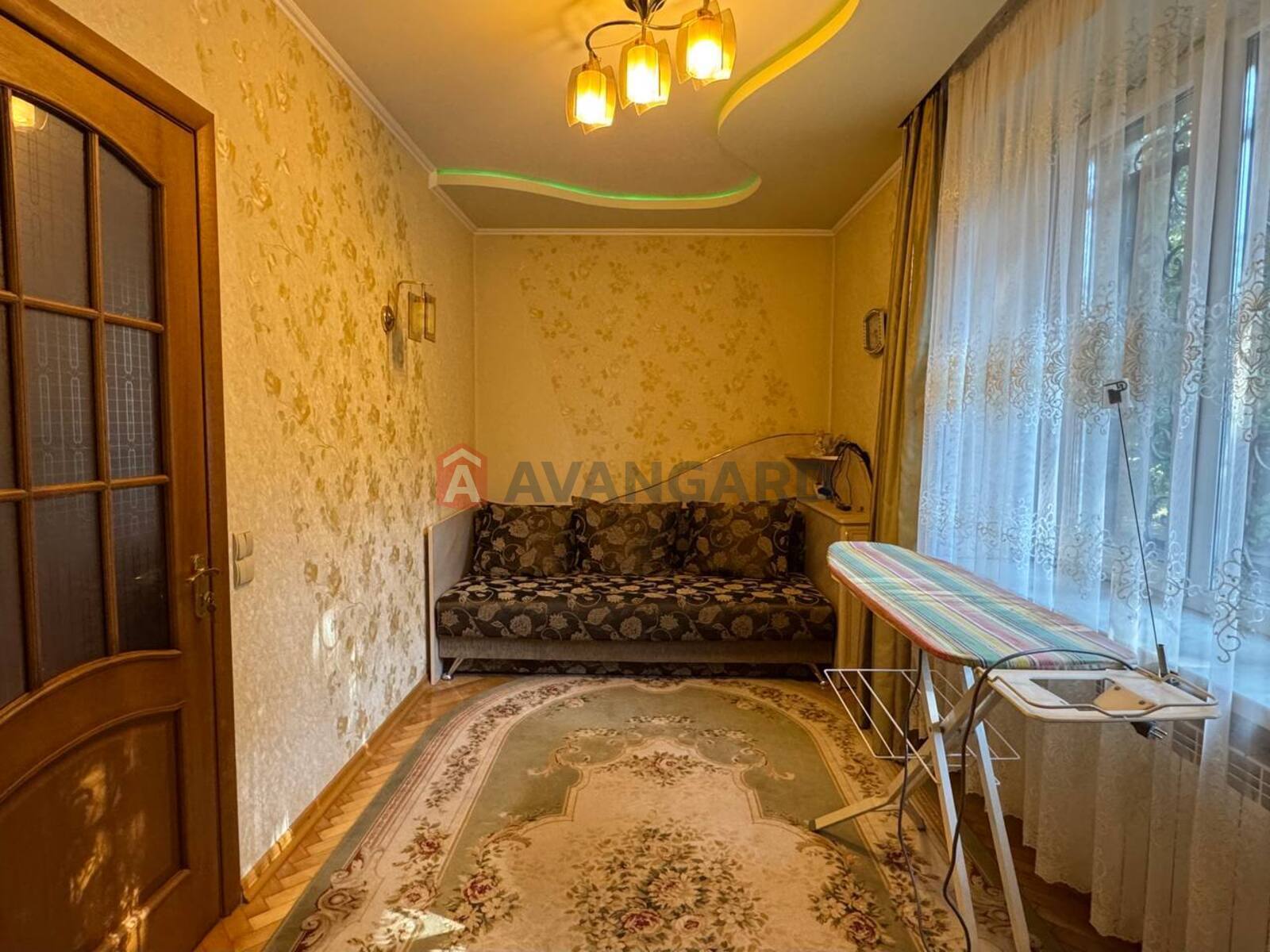 2 кім. квартира, 43/-/6 кв. м., 1/4 поверх фото 3 2 кім. квартира, 43/-/6 кв. м., 1/4 поверх фото 3