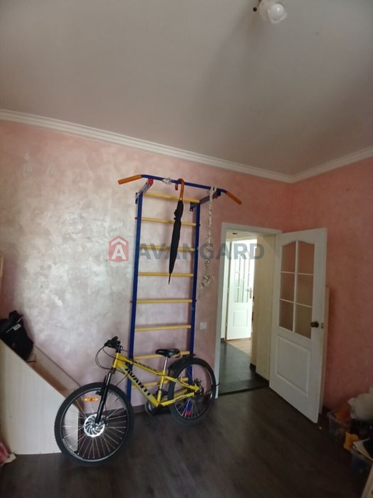 3 комн. квартира, 79/-/9 кв. м., 2/4 этаж фото 7 3 комн. квартира, 79/-/9 кв. м., 2/4 этаж фото 7