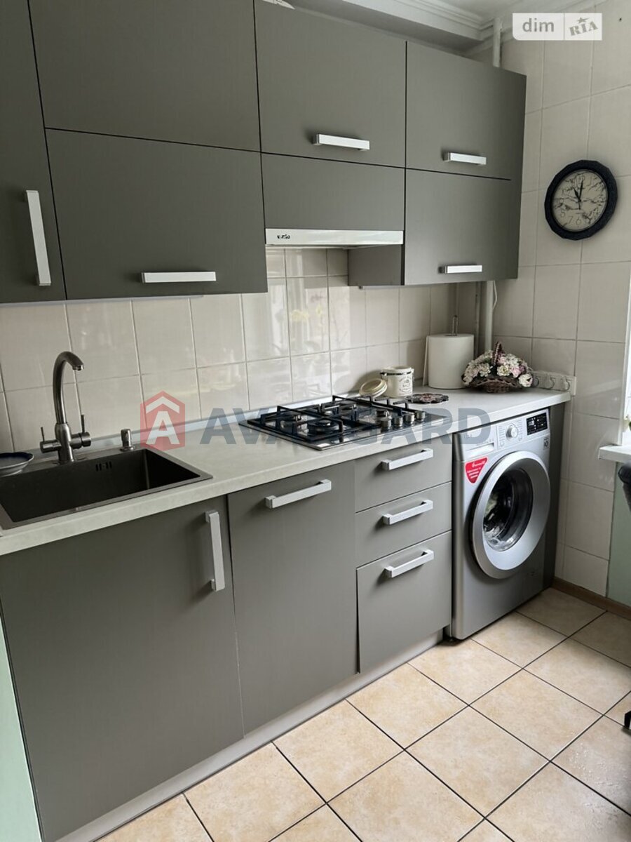 3 кім. квартира, 67/45/9 кв. м., 4/9 поверх фото 1 3 кім. квартира, 67/45/9 кв. м., 4/9 поверх фото 1