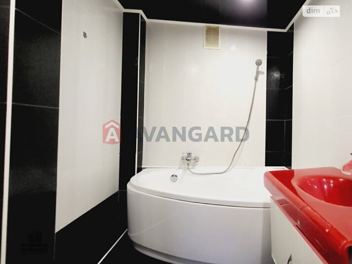 3 кім. квартира, 66/39/7 кв. м., 3/10 поверх фото 11 3 кім. квартира, 66/39/7 кв. м., 3/10 поверх фото 11