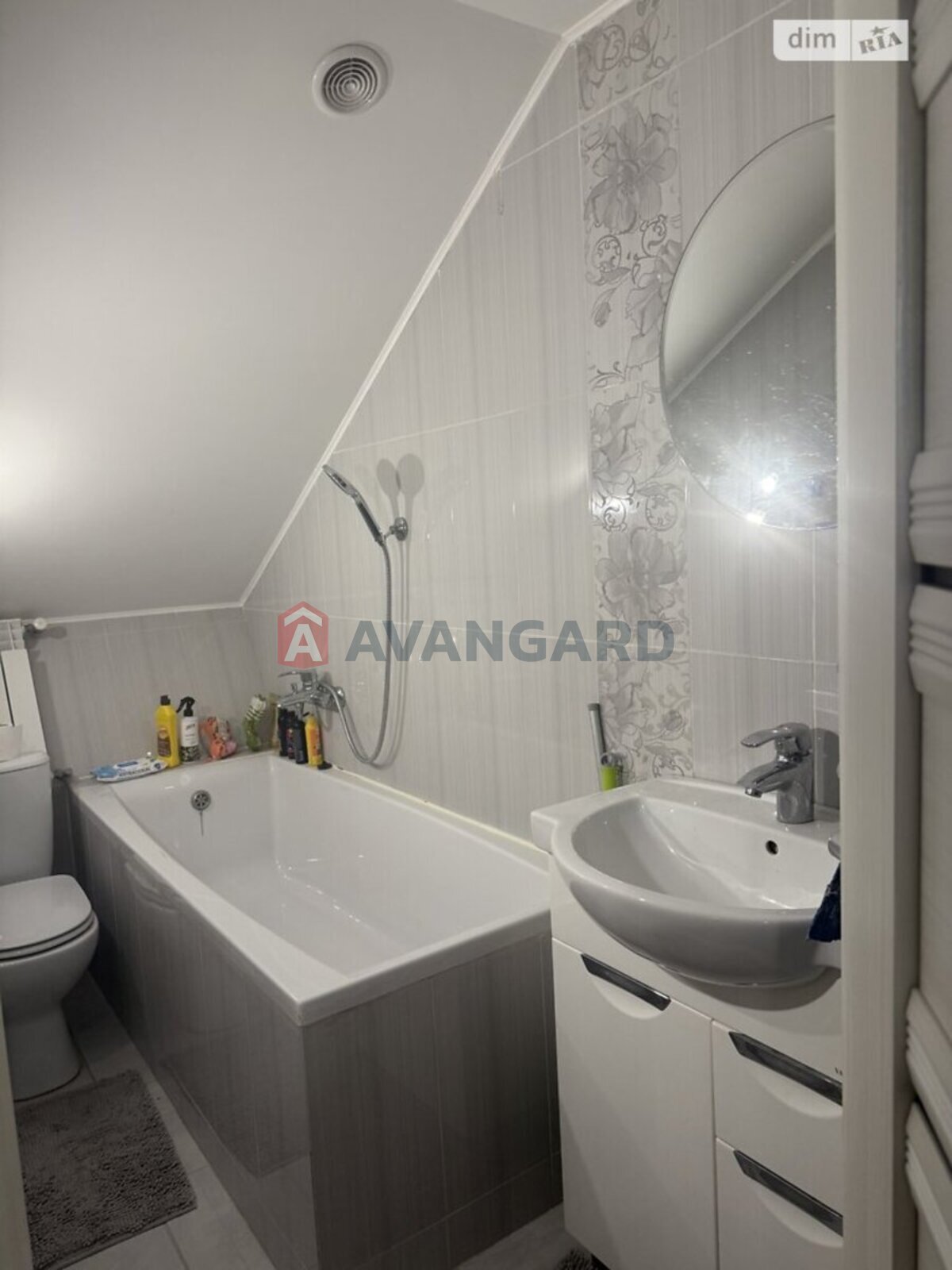 4 комн. квартира, 100/70/20 кв. м., 2/2 этаж фото 25 4 комн. квартира, 100/70/20 кв. м., 2/2 этаж фото 25