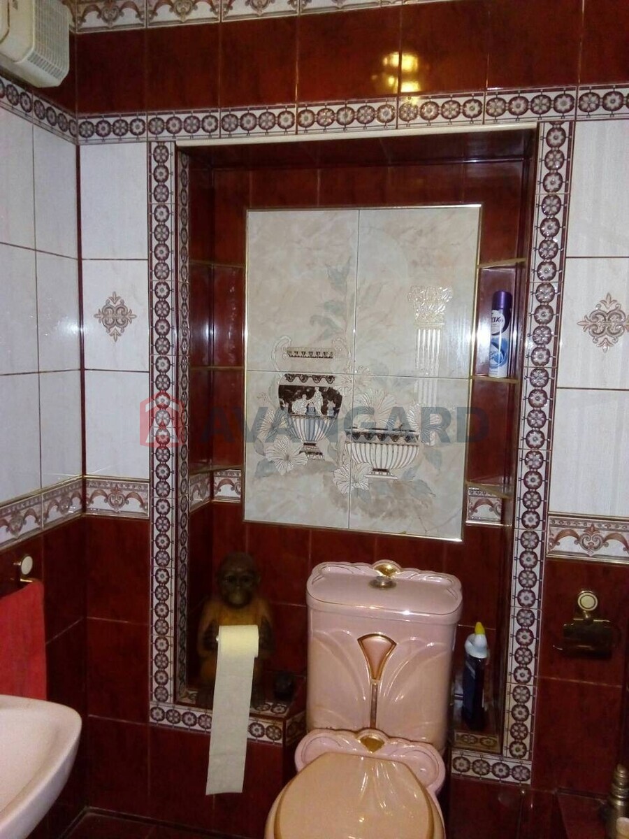 5 комн. квартира, 180/-/- кв. м., 4/5 этаж фото 2 5 комн. квартира, 180/-/- кв. м., 4/5 этаж фото 2