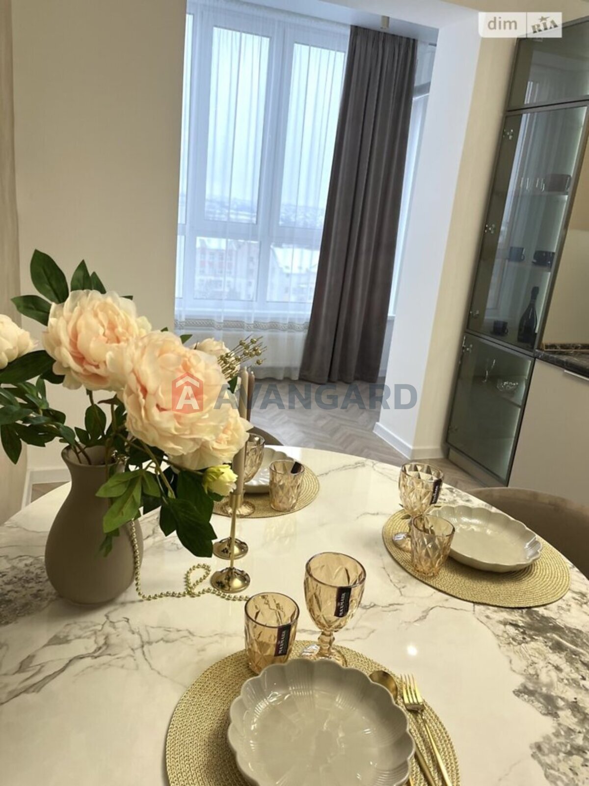 2 комн. квартира, 72/35/19 кв. м., 8/10 этаж фото 4 2 комн. квартира, 72/35/19 кв. м., 8/10 этаж фото 4