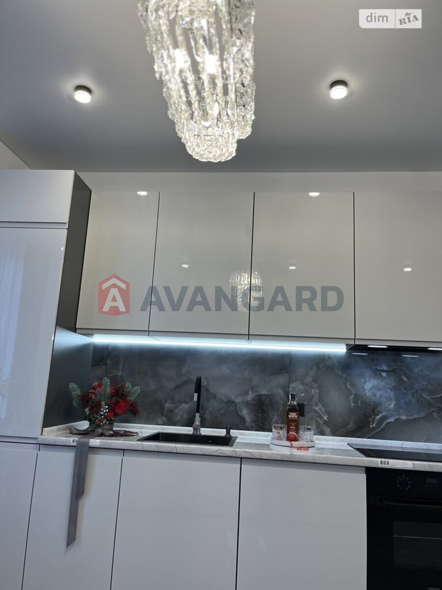 1 кім. квартира, 42/13/24 кв. м., 2/18 поверх фото 10 1 кім. квартира, 42/13/24 кв. м., 2/18 поверх фото 10