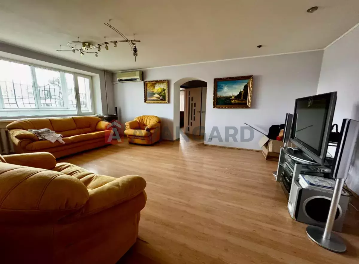 3 комн. квартира, 100/-/- кв. м., 3/9 этаж фото 8 3 комн. квартира, 100/-/- кв. м., 3/9 этаж фото 8
