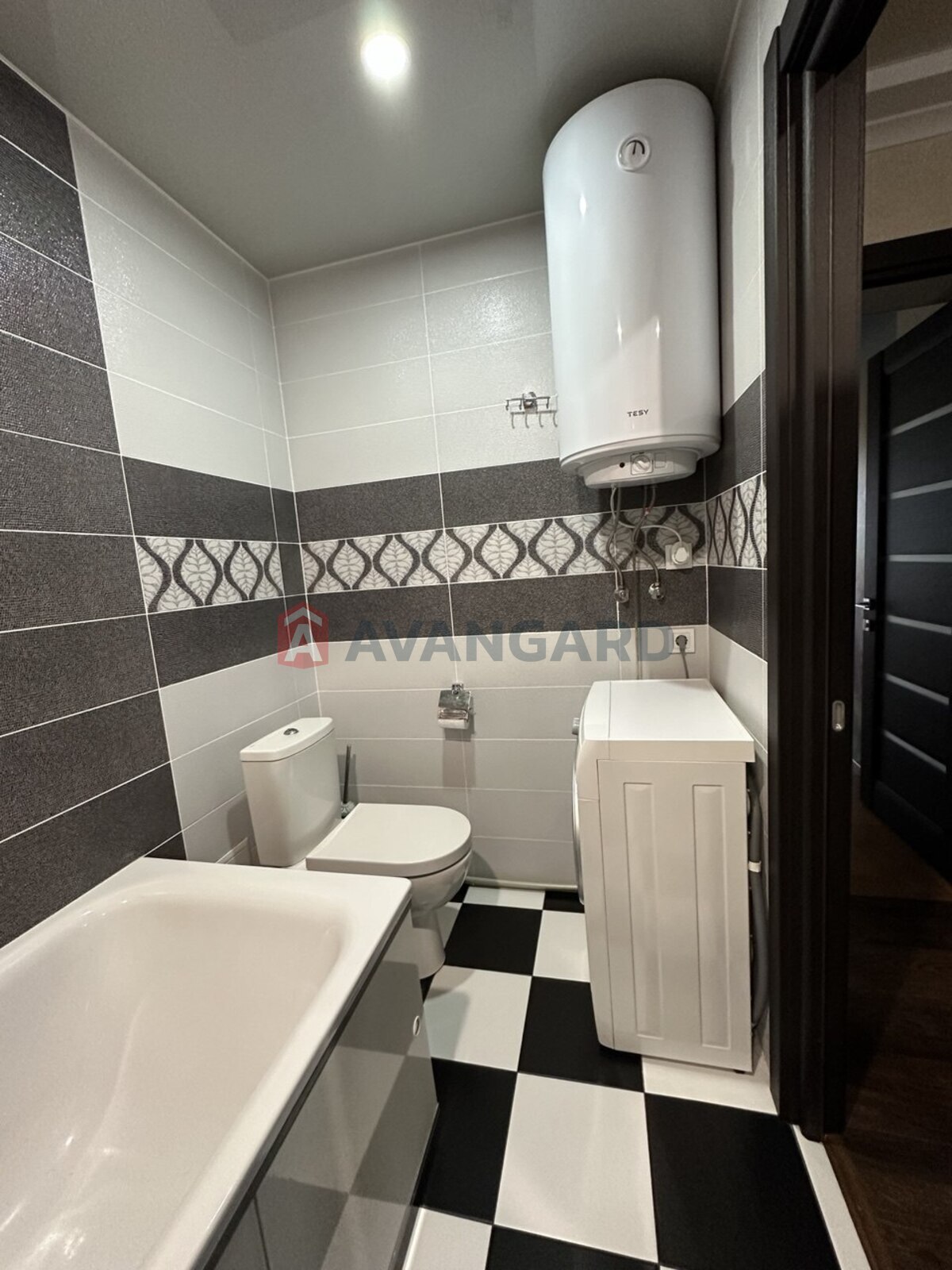 3 кім. квартира, 67/-/8 кв. м., 8/9 поверх фото 16 3 кім. квартира, 67/-/8 кв. м., 8/9 поверх фото 16