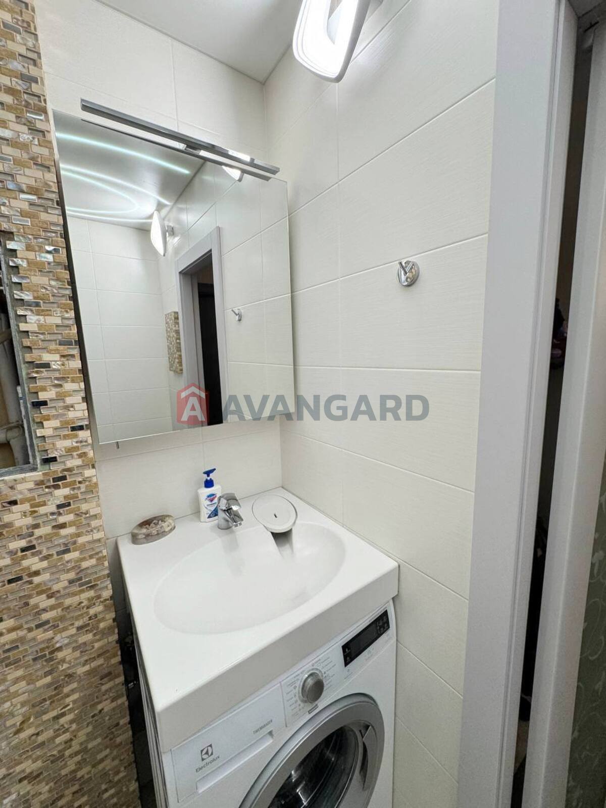 3 кім. квартира, 62/43/8 кв. м., 6/9 поверх фото 18 3 кім. квартира, 62/43/8 кв. м., 6/9 поверх фото 18