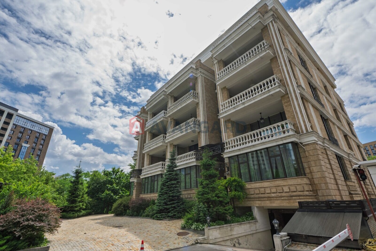 3 комн. квартира, 164/50/60 кв. м., 1/4 этаж фото 19 3 комн. квартира, 164/50/60 кв. м., 1/4 этаж фото 19