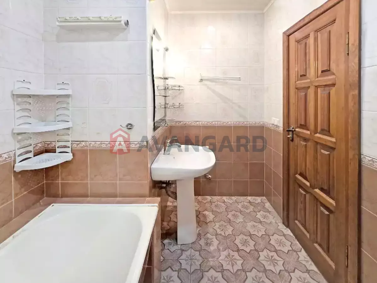 3 кім. квартира, 55/40/6 кв. м., 1/5 поверх фото 1 3 кім. квартира, 55/40/6 кв. м., 1/5 поверх фото 1