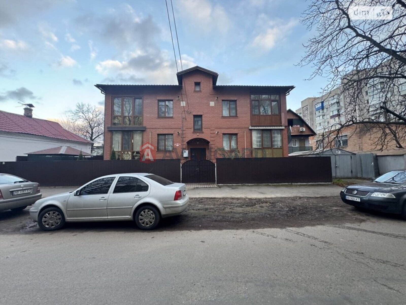 1 кім. квартира, 34/13/7 кв. м., 2/2 поверх фото 10 1 кім. квартира, 34/13/7 кв. м., 2/2 поверх фото 10