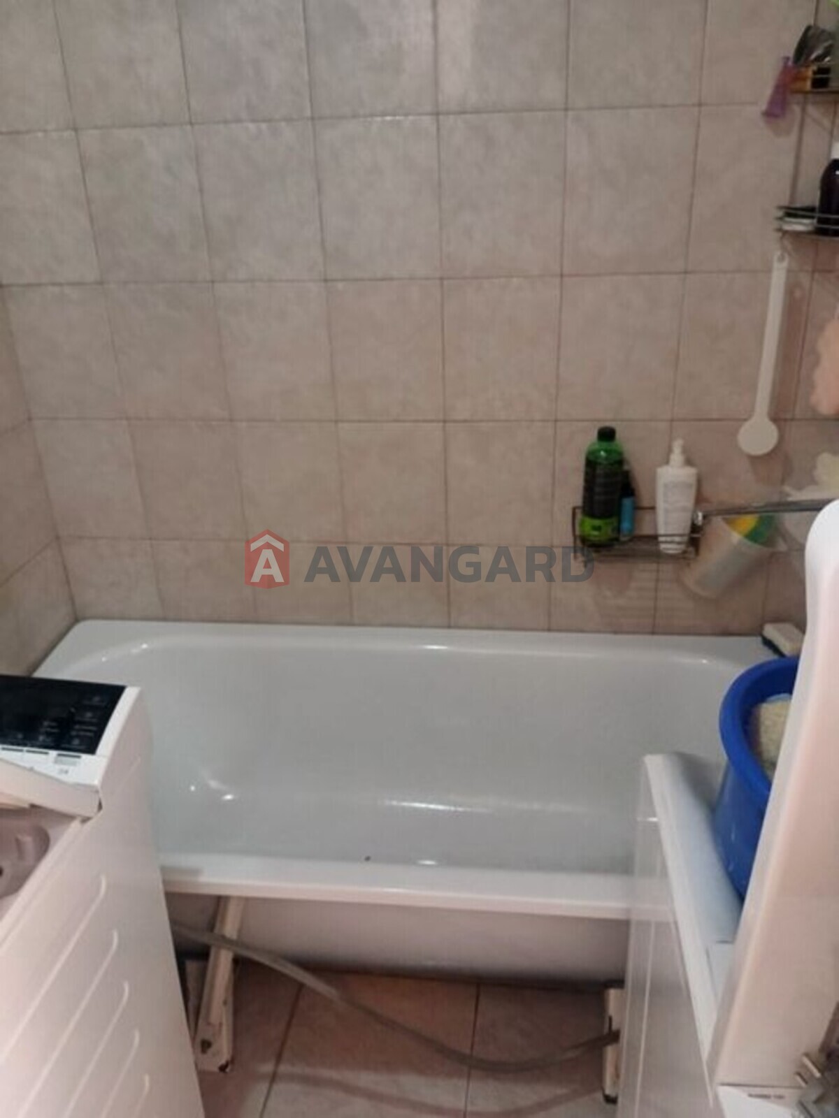 4 кім. квартира, 73/-/7 кв. м., 9/9 поверх фото 6 4 кім. квартира, 73/-/7 кв. м., 9/9 поверх фото 6